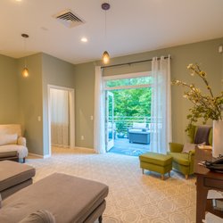 Hillsborough Spa and Day Retreat - Tranquility lounge to treetop deck