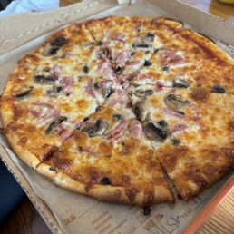 Ham & Mushroom pizza