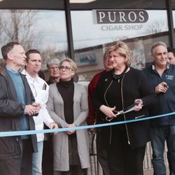 Puros Cigar Shop