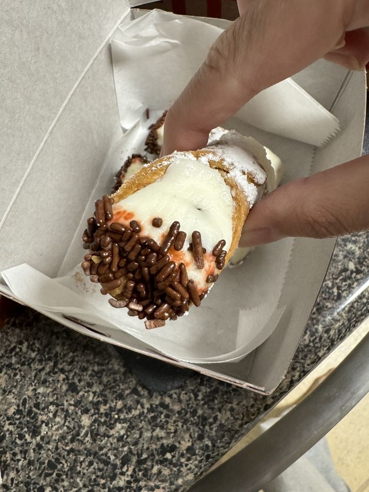Cavaretta's Italian Deli