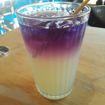 Stockhome - Blue butterfly pea flower lemonade - Mediterranean Near Me - Petaluma, California