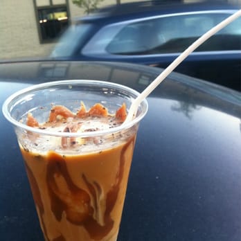 à la minute - The teddy bear espresso....mmmmm! - Ice Cream & Frozen Yogurt Near Me - Redlands, California