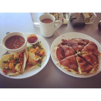 Queenie's Plus - Banana nut pancakes and breakfast tacos Instagram: papa_74126 - American Near Me - Tulsa, Oklahoma Queenie's Plus - Banana nut pancakes and breakfast tacos Instagram: papa_74126 - American Near Me - Tulsa, Oklahoma