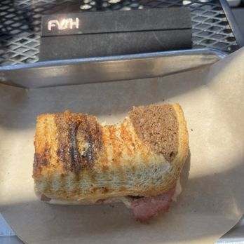 Blue Cow Deli - Pastrami - Delis Near Me - Penn Valley, California Blue Cow Deli - Pastrami - Delis Near Me - Penn Valley, California