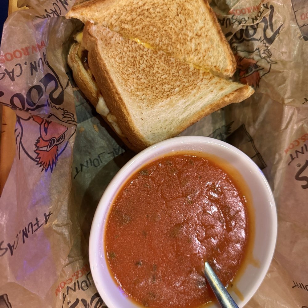 Roosters - Tomato soup 2/10 with Texas cheese toast 10/10 - Chicken Wings Near Me - Lexington, Kentucky Roosters - Tomato soup 2/10 with Texas cheese toast 10/10 - Chicken Wings Near Me - Lexington, Kentucky