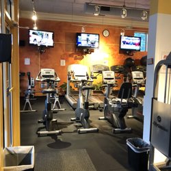 Downtown Fitness on Elm - Cardio room.