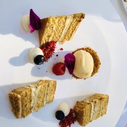 Dandelion honey cake Dandelion honey cake