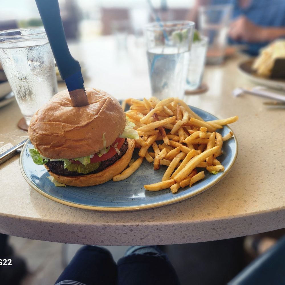 Beach House - Burger and fries delicious! - Bars Near Me - Pompano Beach, Florida Beach House - Burger and fries delicious! - Bars Near Me - Pompano Beach, Florida