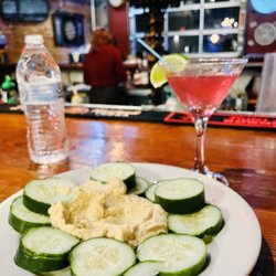 Buffington's - Hummus and cosmo