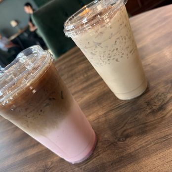 Gabi Coffee and Bakery - Vanilla Chai White Raspberry Mocha - Bakeries Near Me - Henderson, Nevada