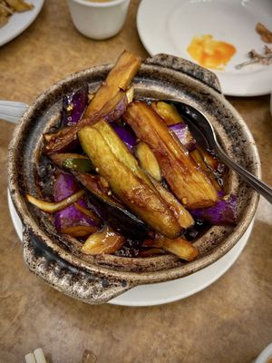 Hong Kong Clay Pot Restaurant by null