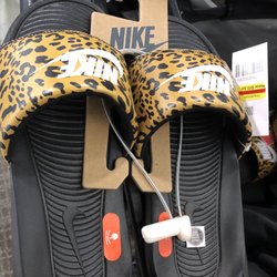 Kohl's - Regular $35 on clearance for $17.50 w/all my discounts I paid around $10. (2.24.23)