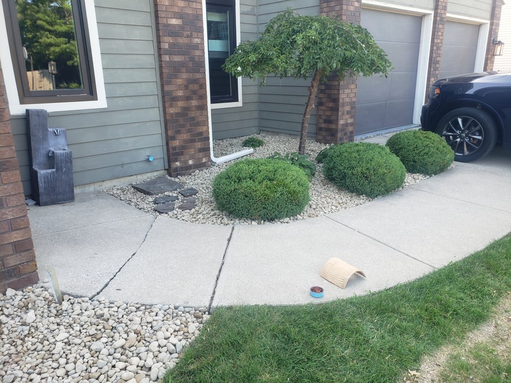 TRUSTED LAWN CARE Request a Quote 11 Photos Fort Wayne, Indiana