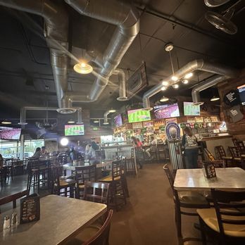 September’s Taproom & Eatery - Inside - Sports Bars Near Me - Rialto, California September’s Taproom & Eatery - Inside - Sports Bars Near Me - Rialto, California