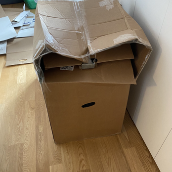 MakeSpace - New York - clothing box ripped and crushed... - Self Storage Near Me MakeSpace - New York - clothing box ripped and crushed... - Self Storage Near Me