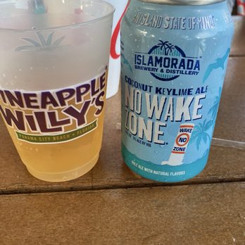 Pineapple Willy's - No wake zone - Seafood Near Me - Panama City Beach, Florida