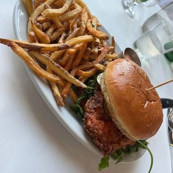 Table Twenty Five - Fried chicken sandwich - New American Near Me - Ogden, Utah