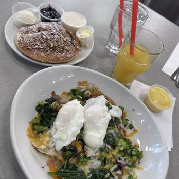Butters Pancakes & Cafe - Mayo Blvd - Breakfast & Brunch Near Me - Phoenix, Arizona