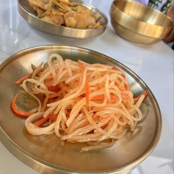Shake Shake Fresh Noodle - Potato salad and radishes - Noodles Near Me - San Luis Obispo, California