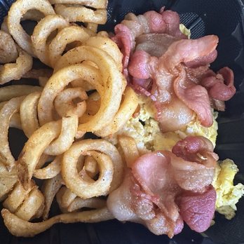 Pinecrest Bakery - Eggs, Meat & Fries - Cuban Near Me - Miami, Florida