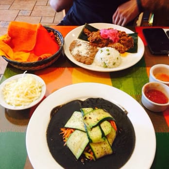 Restaurant Mole Del Rey - Mexican Near Me - Bell, California Restaurant Mole Del Rey - Mexican Near Me - Bell, California