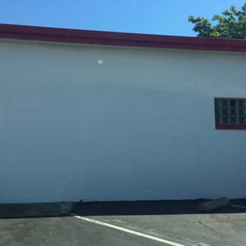 Granite Rock Grille - Side of building - Breakfast & Brunch Near Me - Rocklin, California