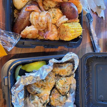 Lotus Seafood - Loud pack and Oysters Crackafellas - Seafood Near Me - Stafford, Texas