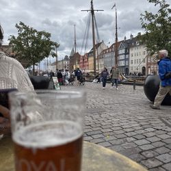 Cafe Nyhavn 17 - Outside seating