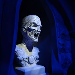 Universal Horror Unleashed - Great art pieces around.