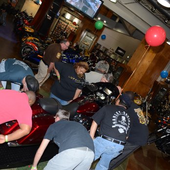 Republic Harley-Davidson - Kiss The Bike Contest - Motorcycle Dealers Near Me - Stafford, Texas Republic Harley-Davidson - Kiss The Bike Contest - Motorcycle Dealers Near Me - Stafford, Texas