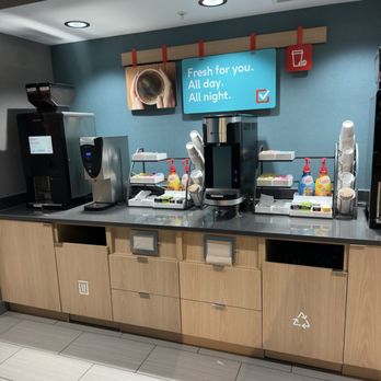 Avid Hotel - Coffee bar - Hotels Near Me - North Platte, Nebraska Avid Hotel - Coffee bar - Hotels Near Me - North Platte, Nebraska