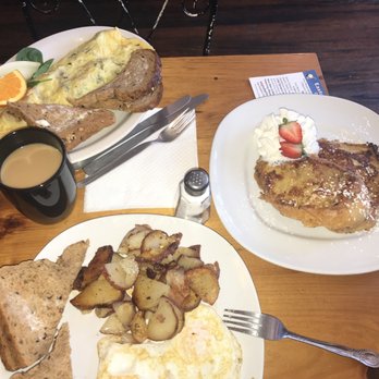 Quadrant Book Mart - Brunch on tuesday :-p - Coffee & Tea Near Me - Easton, Pennsylvania