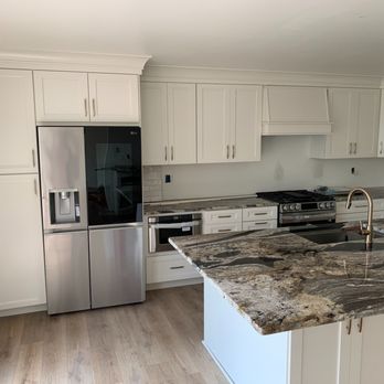 Kenton Kitchens Baths & More - a clean kitchen - General Contractors Near Me - New Kensington, Pennsylvania