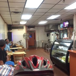 Sabor Caribeno - The space! To dine...