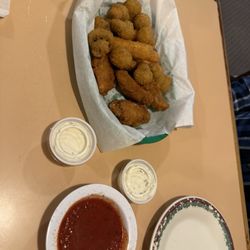 Al & Leda's Pizza Villa - 3 appetizers, wings, mushrooms, mozzarella sticks