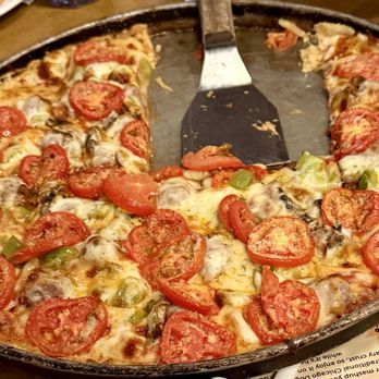 Lou Malnati's Pizzeria - Pizza Near Me - Surprise, Arizona
