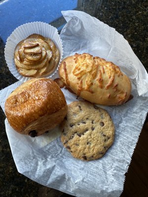 Colette Bakery by null