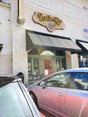 Potbelly by null