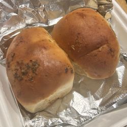 Nelly’s at Night - Garlic bread