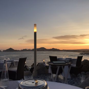 Sunset Monalisa - Mediterranean Near Me - Cabo San Lucas, BCS