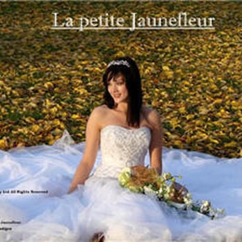 La Petite Jaune Fleur - Florists Near Me - Red Deer, Alberta La Petite Jaune Fleur - Florists Near Me - Red Deer, Alberta