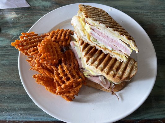 Oliver's Restaurant by null