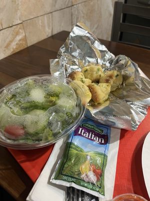 Famous Famiglia by null