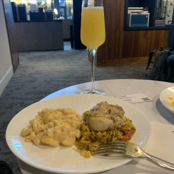 Amex Centurion Lounge - Lounges Near Me - Atlanta, Georgia Amex Centurion Lounge - Lounges Near Me - Atlanta, Georgia