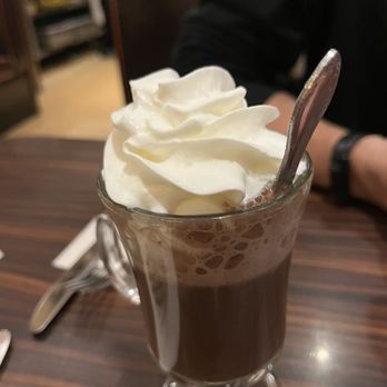 Manhattan Diner - Hot chocolate - Diners Near Me - New York, New York Manhattan Diner - Hot chocolate - Diners Near Me - New York, New York