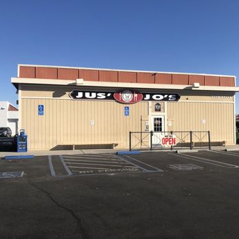 Jus' Jo's - Ext restaurant - Breakfast & Brunch Near Me - Clovis, California