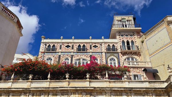 Palacete Chafariz d'El Rei by null