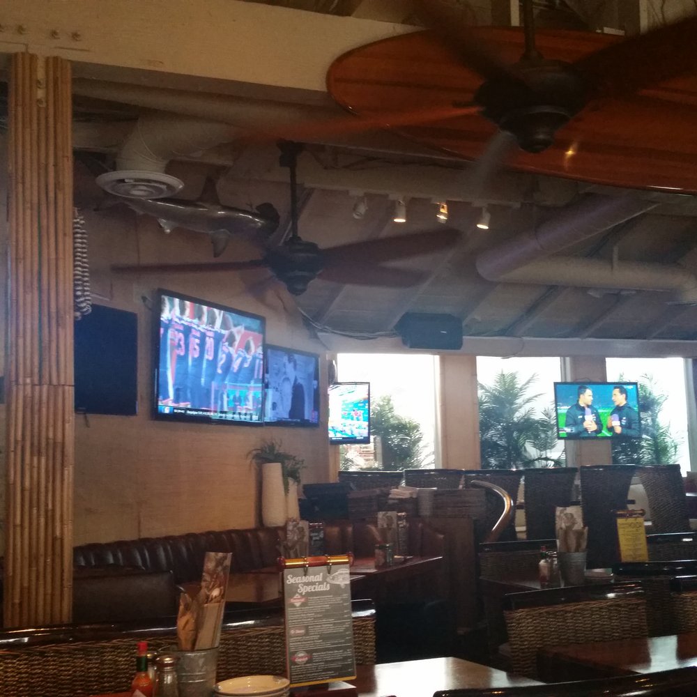 FishBar - Seafood Near Me - Manhattan Beach, California