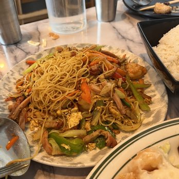 Hong Kong Station - 17. Singapore Rice Noodle - Chinese Near Me - Centennial, Colorado