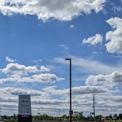 ONroute - Sign as I turn right to get back on the 401